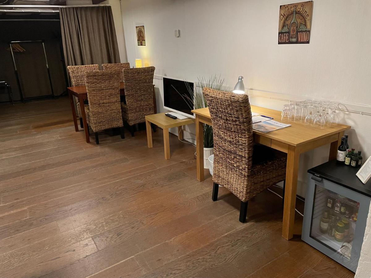 קרלסהאמן Port Hotel מראה חיצוני תמונה