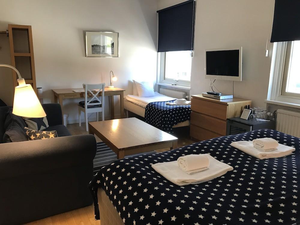 קרלסהאמן Port Hotel מראה חיצוני תמונה