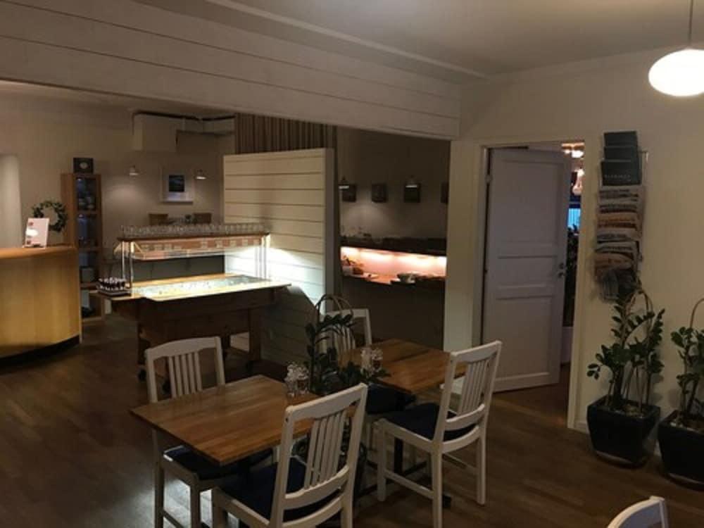 קרלסהאמן Port Hotel מראה חיצוני תמונה