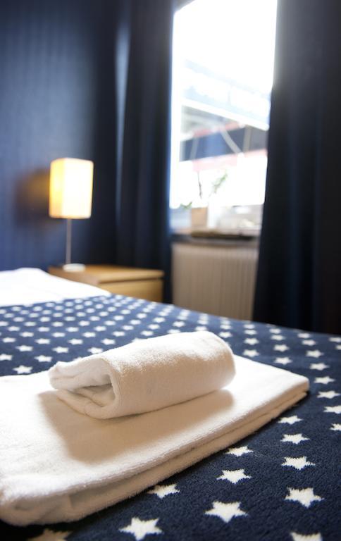קרלסהאמן Port Hotel מראה חיצוני תמונה
