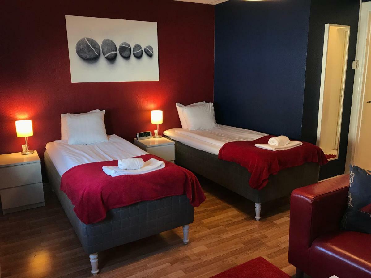 קרלסהאמן Port Hotel מראה חיצוני תמונה